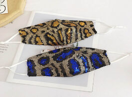 Foto van Sieraden fashion style jewelry masks sequined leopard print face mask women dustproof hanging ear ty