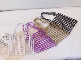 Foto van Tassen hand woven large capacity beaded shoulder bag fashion 2020 new long acrylic beads hollow ladi