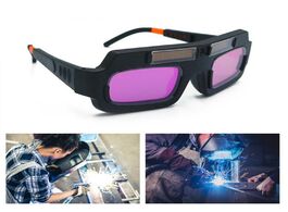 Foto van Gereedschap 1pcs welder glasses solar powered auto darkening welding mask helmet goggle welders gogg