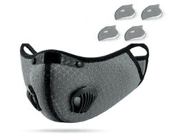 Foto van Beveiliging en bescherming high quality unisex mask with 4 filters half face reusable activated carb