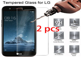 Foto van Telefoon accessoires 2 pcs! 9h hd protective tempered glass for lg q8 q7 q6 stylus 3 plus toughed sc