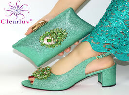 Foto van Schoenen tea latest wedding shoes bride crista italian with matching bags design and set