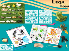 Foto van Speelgoed montessori chicken turtle ants frog mosquito life cycle animal drawing stencils and figuri