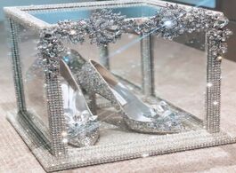 Foto van Schoenen wedding shoes woman 2019 bride crystal shoe high with winter marry match white princess fin