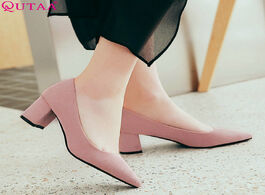 Foto van Schoenen qutaa 2020 women shoes slip on shallow square high heel fashion pumps pointed toe casual we