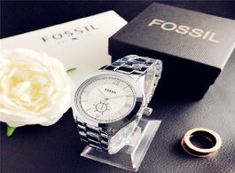 Foto van Horloge 2020 top brand women watches fashion ladies wristwatches two stitches stainless steel strap 
