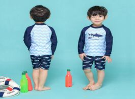 Foto van Sport en spel boys guard swimming cap kit swimwear children kids long sleeve shirt shorts printed su