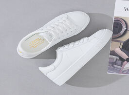 Foto van Schoenen new product woman s fashion sneakers soft and delicate little white shoes outdoor comfortab