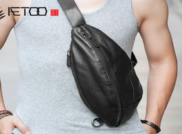 Foto van Tassen aetoo men s chest bag leather messenger casual top layer shoulder