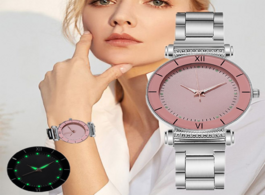Foto van Horloge fashion silver stainless steel watch for woman luminous dial women quartz luxury wristwatch 