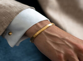 Foto van Sieraden custom gold name bangle cuff bangles men women couples personalized stainless steel engravi