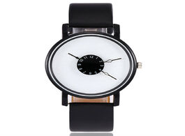 Foto van Horloge minimalist women s casual quartz leather band strap watch stylish and simple temperament wri