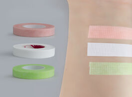 Foto van Schoonheid gezondheid 4 pcs eyelash extension lint breathable non woven cloth adhesive tape medical 