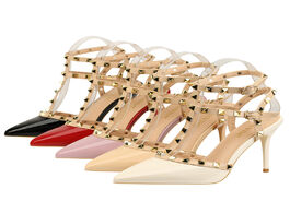 Foto van Schoenen rivet high heels luxury designer women shoes ladies pumps sexy spring summer 2020 fashion s
