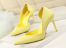 Foto van Schoenen women pumps fashion high heels shoes black pink yellow bridal wedding ladies