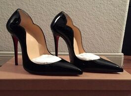Foto van Schoenen 2020 pumps brand women high heel shoes red bottom black nude patent leather wedding thin 34
