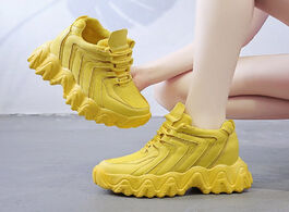 Foto van Schoenen 2020 autumn women wedge sneakers platform fashion 10cm height increasing yellow casual shoe