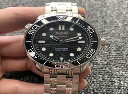 Foto van Horloge 007 men s automatic mechanical watch 42mm blue ceramic bezel sapphire glass luminous waterpr