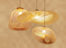 Foto van Lampen verlichting modern hand woven bamboo lantern pendant light livingroom garden kitchen janpanes