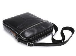 Foto van Tassen new men shoulder bag leather crossbody high quality male genuine handbag capacity messenger b