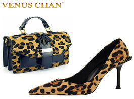 Foto van Schoenen leopard fashion wedding lady shoes and bag set latest mature style women pumps to match for