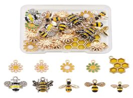 Foto van Sieraden pandahall 28pcs box alloy enamel pendants for jewelry making diy with bees daisy honeycomb