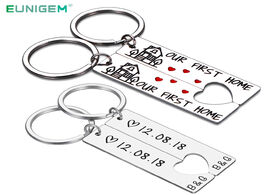 Foto van Sieraden personalized heart couple keychain set engraved king date and name love keyring gift for gi