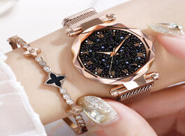 Foto van Horloge 2019 hot sale starry sky watch women s luxury magnetic magnet buckle quartz wristwatch geome