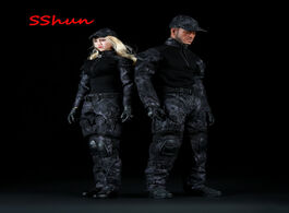 Foto van Speelgoed fg005 fg006 1 6 scale female male black snake camouflage uniform combat clothing pants sui