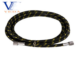 Foto van Gereedschap airbrush 6 foot nylon braided hose with standard 1 8 size fitting on both ends spray pen