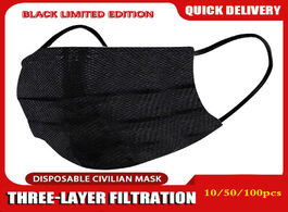 Foto van Beveiliging en bescherming in stock disposable mask 3 ply anti dust protective black face non woven 