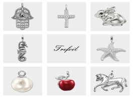 Foto van Sieraden hand of fatima cross rabbit starfish seahorse apple pendant fashion jewelry 925 sterling si