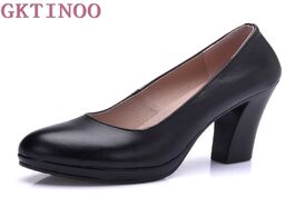 Foto van Schoenen genuine leather shoes women round toe pumps sapato feminino high heels shallow fashion blac