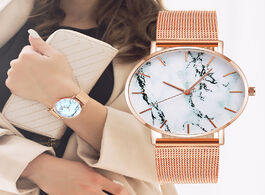 Foto van Horloge fashion rose gold mesh band creative marble female wrist watch luxury women quartz watches g