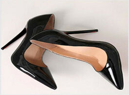 Foto van Schoenen thin heels pointed toe spring and autumn pumps new black color women s shoes are sexy high