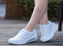 Foto van Schoenen vtota designer white platform sneakers casual shoes women tenis feminino wedges footwear ba