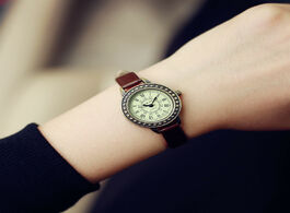 Foto van Horloge ladies designer vintage leather women bracelet watches brown retro roma quartz woman clock f