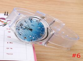Foto van Horloge lovely kids boys girls quartz watch transparent silicone gel band wristwatch student gifts l