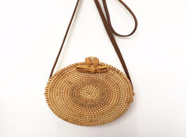 Foto van Tassen round straw bags for women summer beach shoulder bag rattan handmade woven crossbody circle b