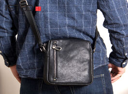 Foto van Tassen aetoo men s literature and art retro straddle bag top leather shoulder small