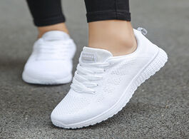 Foto van Schoenen women casual shoes fashion breathable walking mesh flat sneakers 2020 gym vulcanized white 