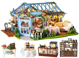 Foto van Speelgoed cutebee diy house miniature with furniture led music dust cover model building blocks toys