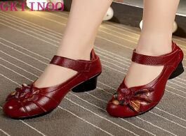 Foto van Schoenen gktinoo 2020 spring and summer ethnic style genuine leather handmade shoes women mid heels 