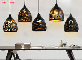 Foto van Lampen verlichting black gold retro hollow pendant lights loft lamp carved maple leaf metal hanging 