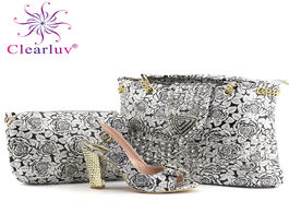 Foto van Schoenen clearluv shoes and 2bags african set silver flowers italian with matching bag high quality 