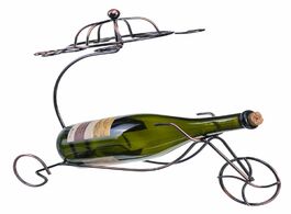 Foto van Meubels nordicstyle retro simple tricycle metal wine rack hanging glass holder bar stand bracket dis