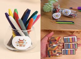 Foto van Speelgoed mini dollhouse miniature color crayon doll house accessories 1 set 12colours for 1:6 or 1: