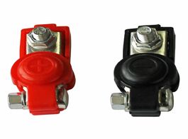 Foto van Auto motor accessoires 2x battery quick release clamps 6 12v pole terminals car black and red color 