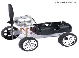 Foto van Speelgoed 130 brush motor mini wind educational toy diy car robot kits for arduino