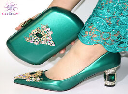 Foto van Schoenen green shoes and bag to match italian women shoe for parties african bags matching set